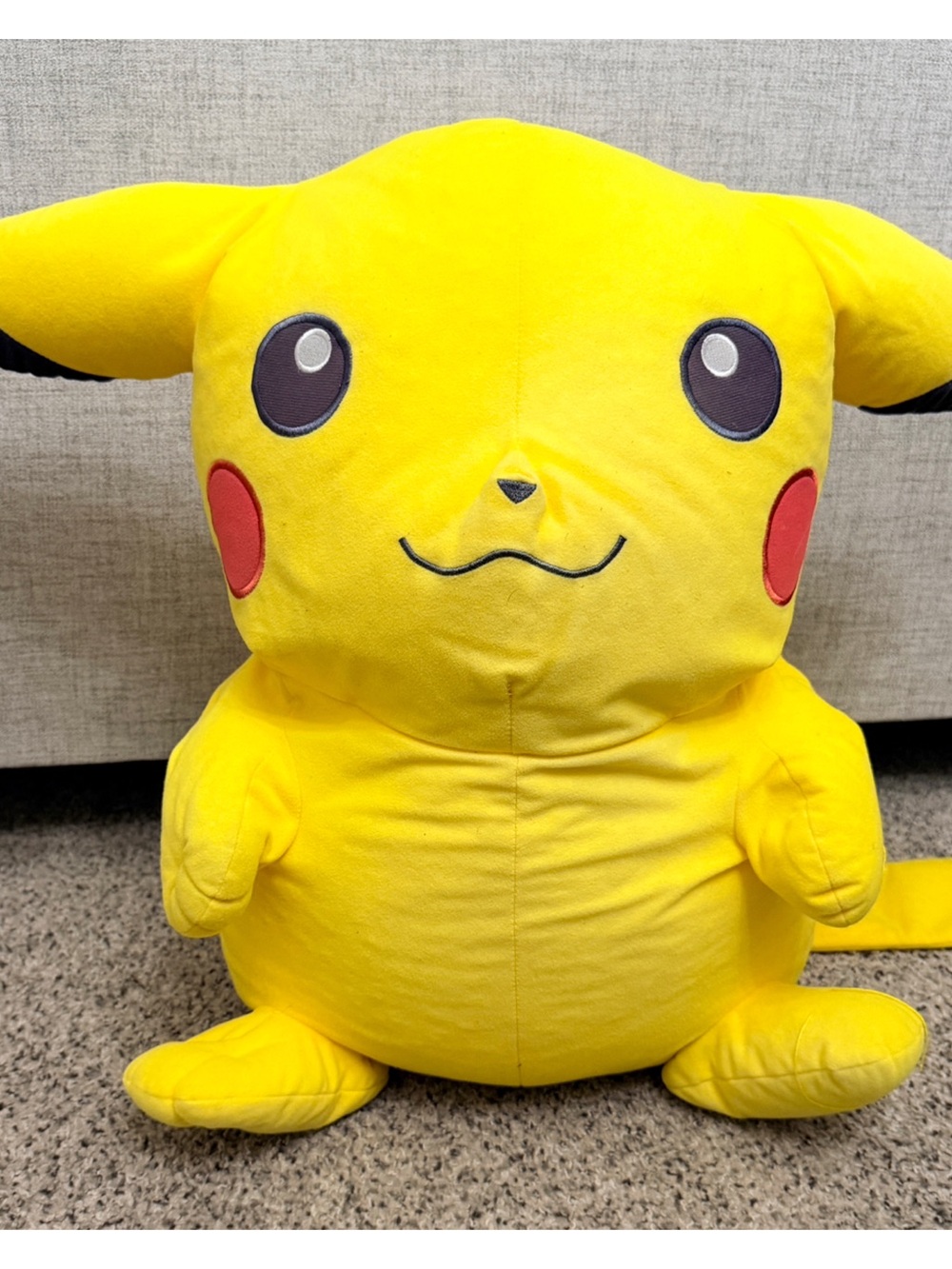2013 Toy Factory Nintendo Pokemon Pikachu Jumbo Styrofoam 33" Plush Toy Kanto